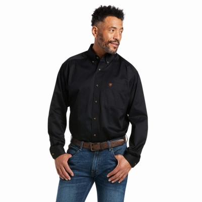 Black Men's Ariat Solid Twill Classic Fit Shirts | 1359-WSNYV