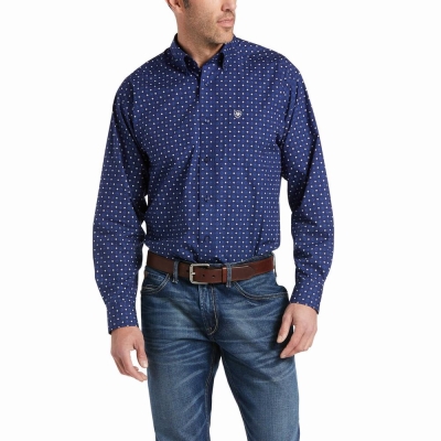 Blue Men's Ariat Bedell Classic Fit Shirts | 9620-EIBZG