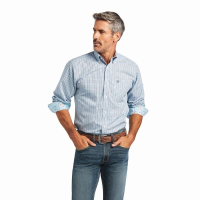 Blue Men's Ariat Wrinkle Free Yair Fitted Shirts | 4176-NHRVL