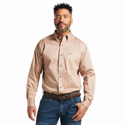 Khaki Men's Ariat Solid Twill Classic Fit Shirts | 5628-IXMRQ