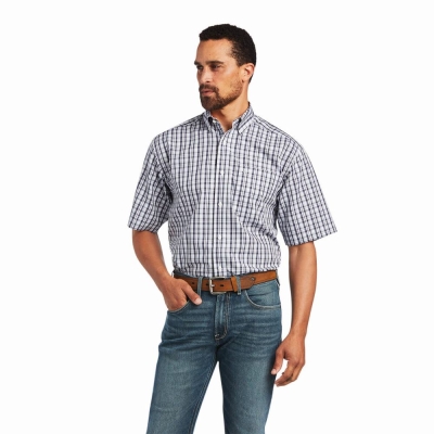 White Men's Ariat Wrinkle Free Yash Classic Fit Shirts | 5741-XKUAL