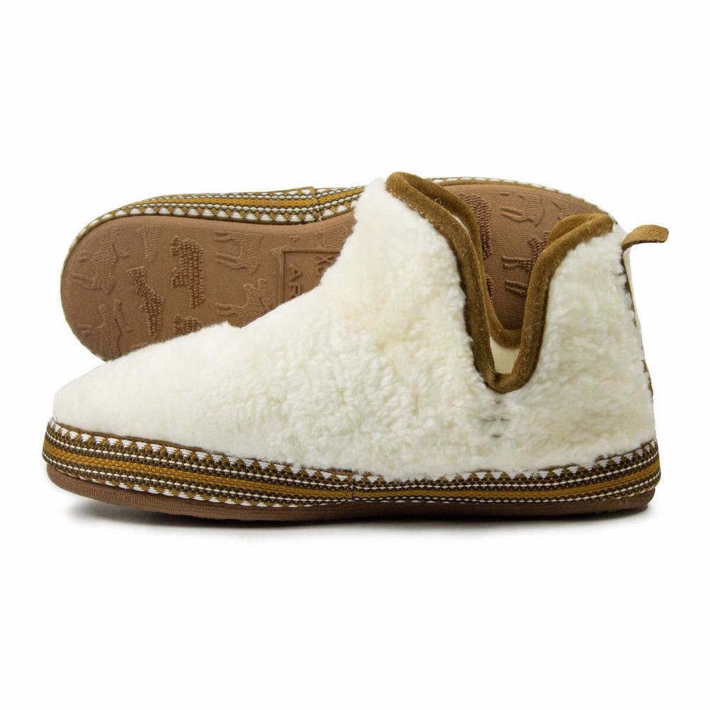 Beige Women\'s Ariat Slippers | 4709-JFUTY