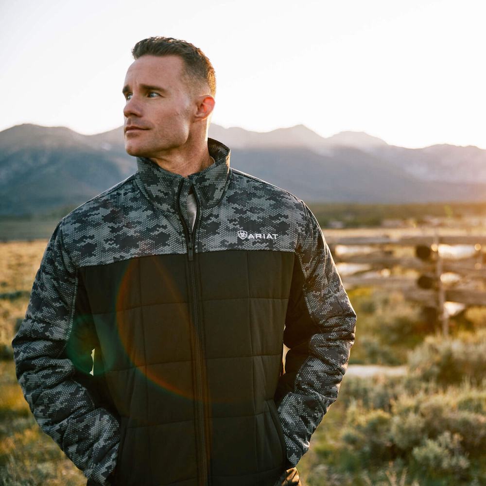 Black Camo Men's Ariat Crius Insulated Jackets | 3572-RWULD