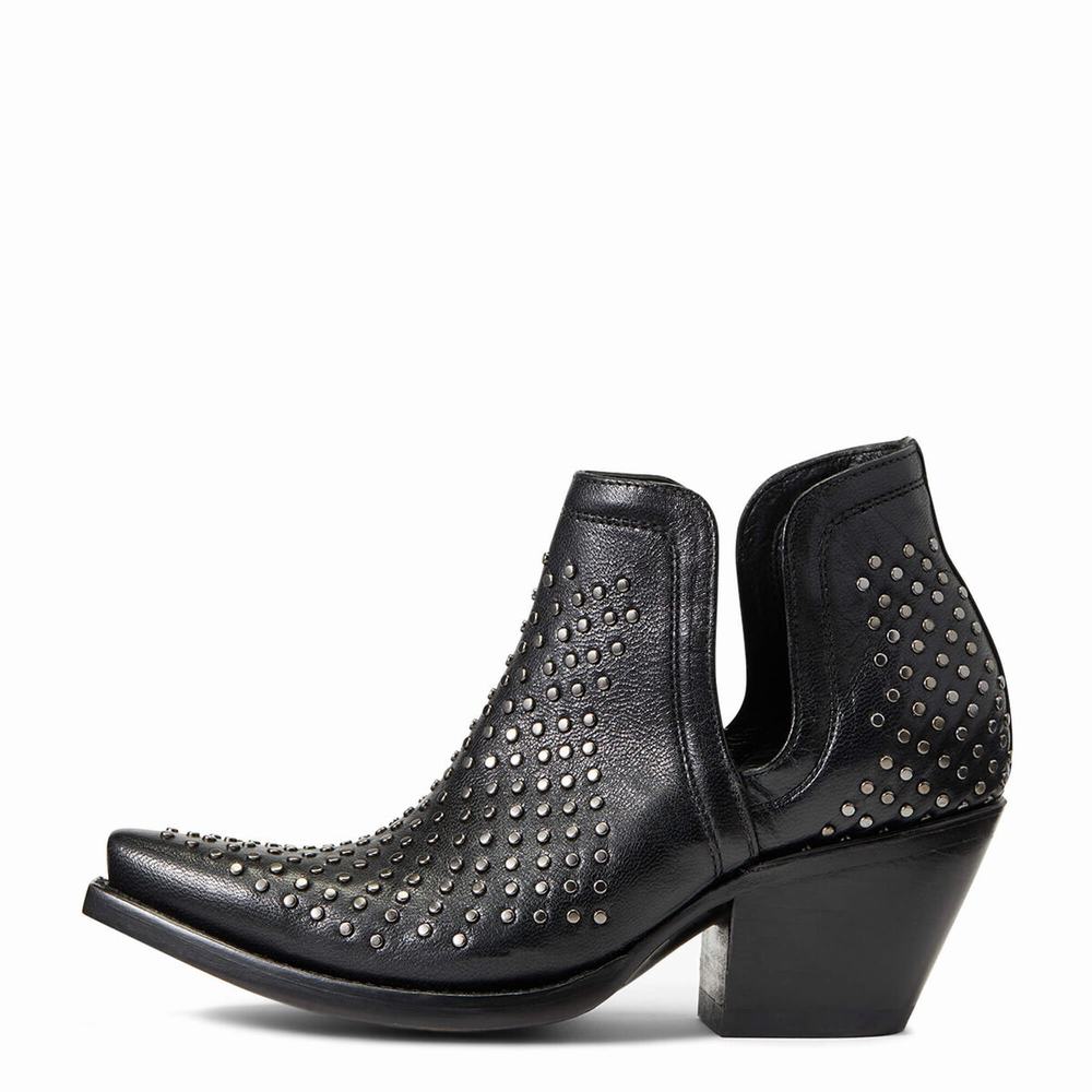 Black Women's Ariat Dixon Studs Booties | 3615-XGDBM