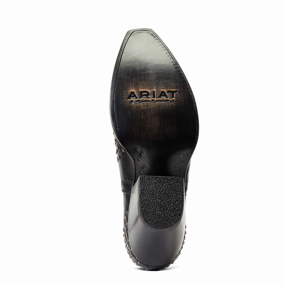 Black Women's Ariat Dixon Studs Booties | 3615-XGDBM