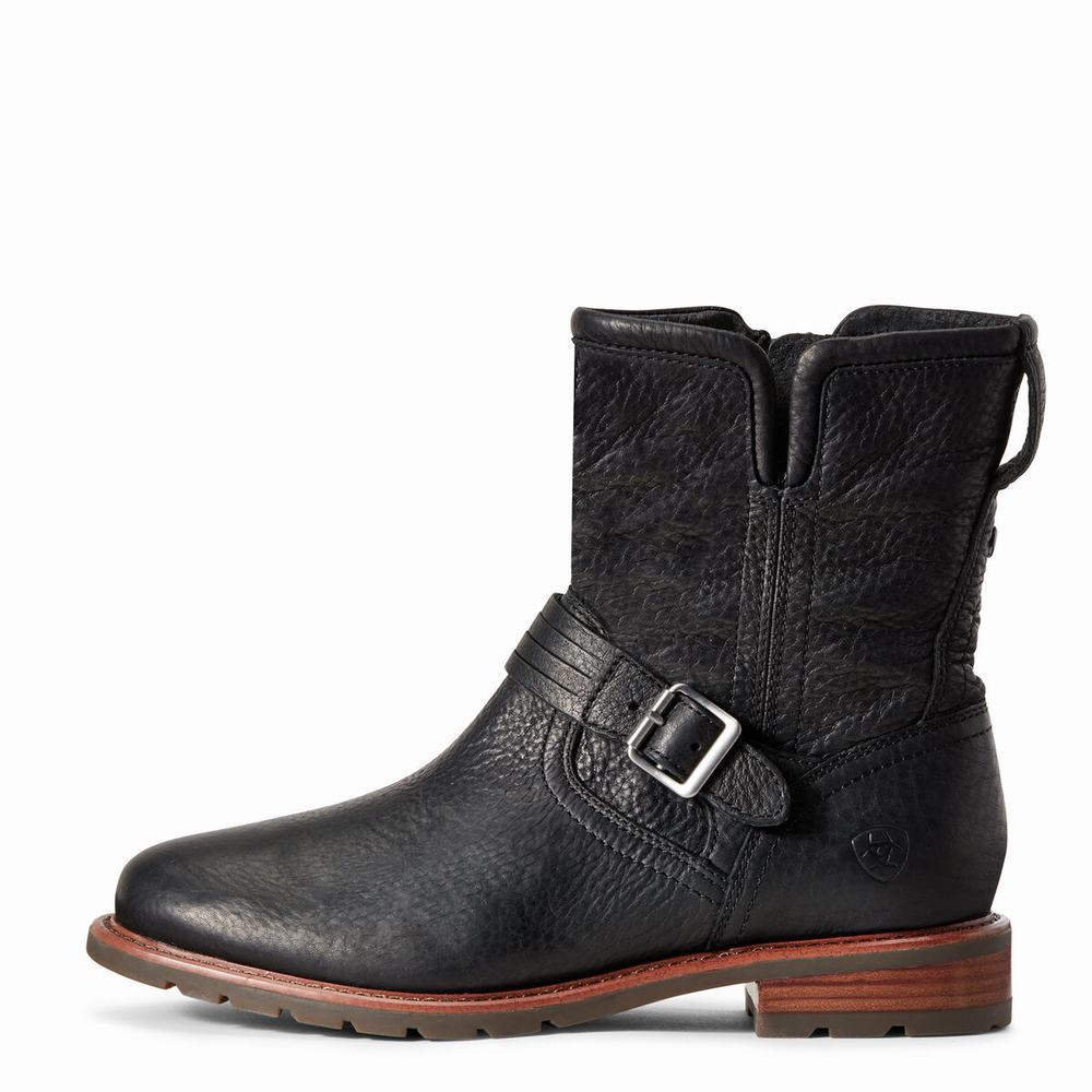 Black Women's Ariat Savannah Waterproof Booties | 5230-FNMRT