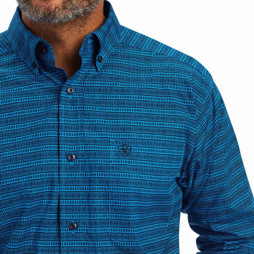 Blue Men's Ariat Beasley Classic Fit Shirts | 5374-OYFDB