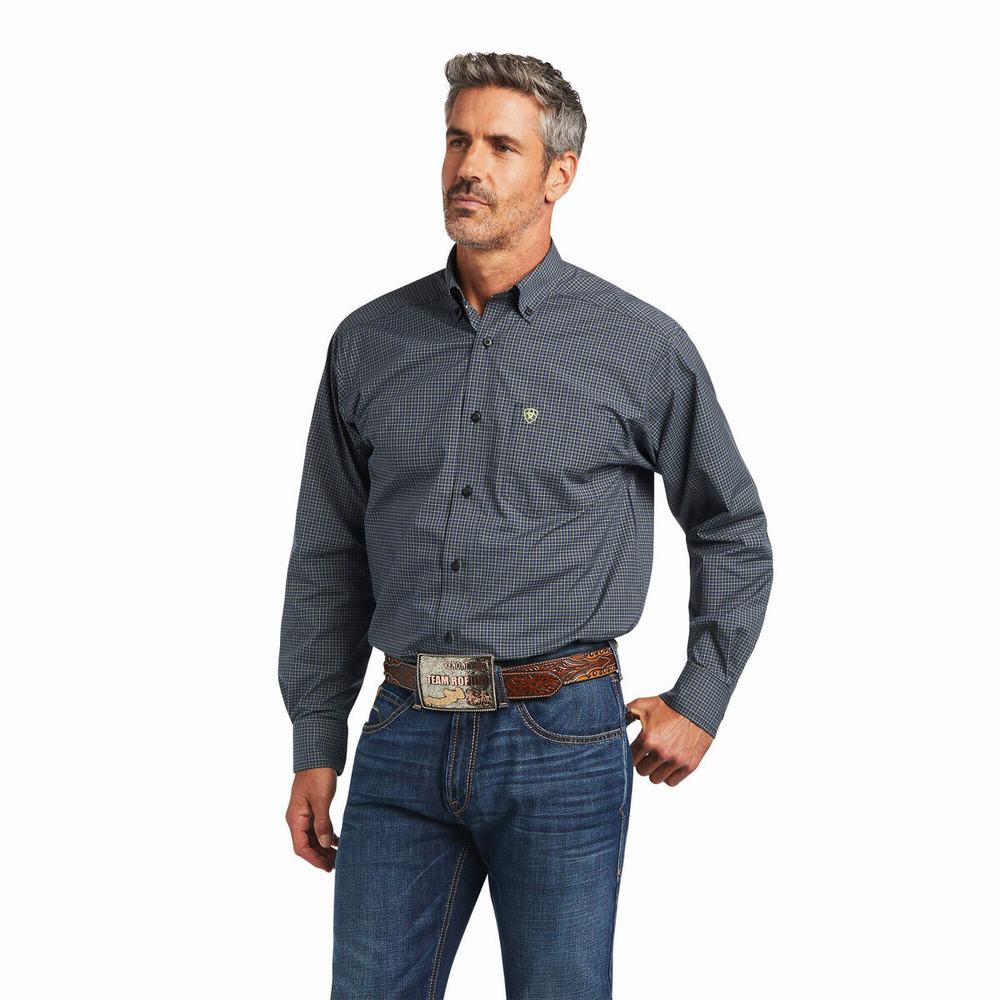 Blue Men\'s Ariat Pro Series Brian Classic Fit Shirts | 2761-TUBMP