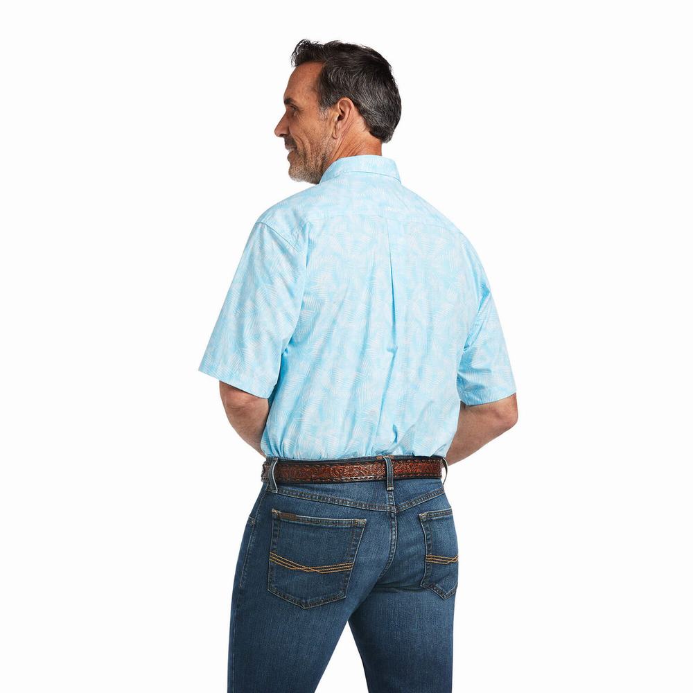 Blue Men's Ariat Qusay Stretch Classic Fit Shirts | 1925-MUYXB