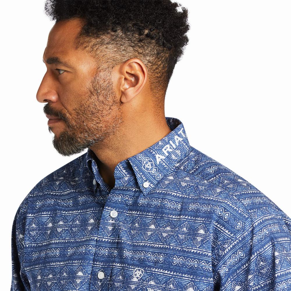 Blue Men's Ariat Team Justin Classic Fit Shirts | 9231-FSHKC