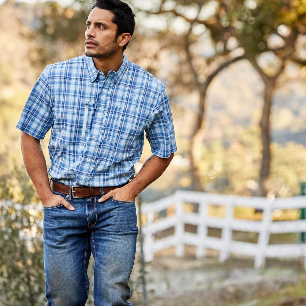 Blue Men's Ariat VentTEK Classic Fit Shirts | 9140-YNJWH