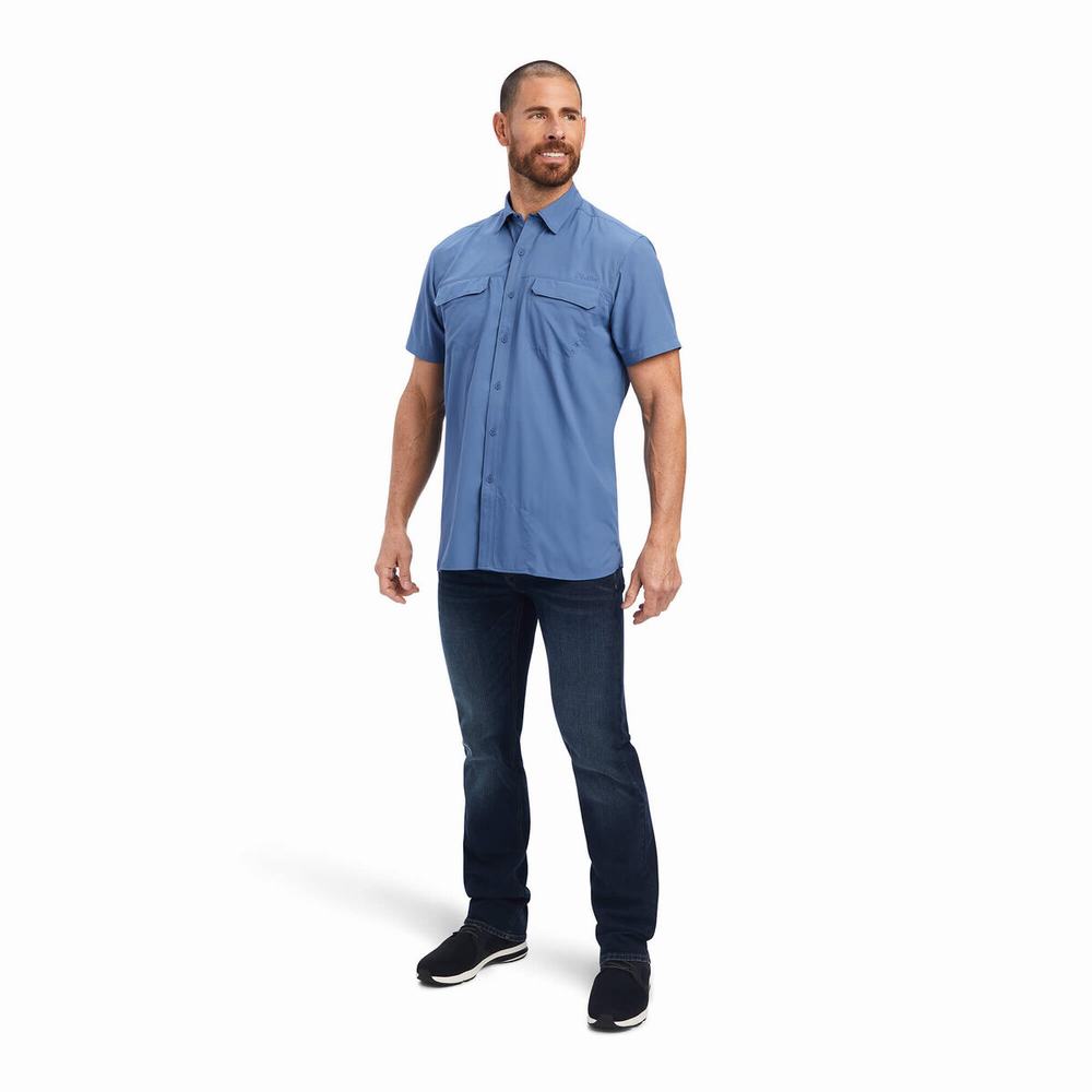 Blue Men's Ariat VentTEK Outbound Fitted Shirts | 1853-UYGXP