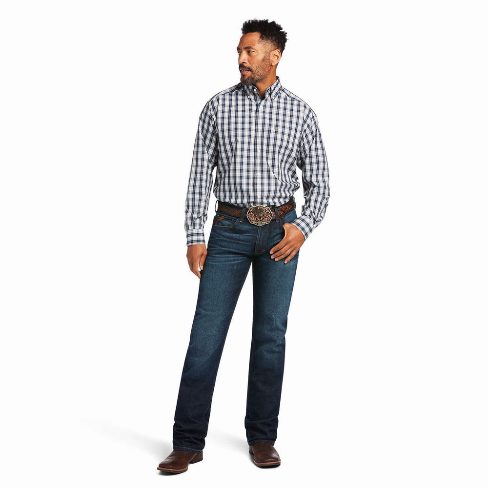 Blue Men's Ariat Wrinkle Free Dereck Classic Fit Shirts | 0961-DUVBL