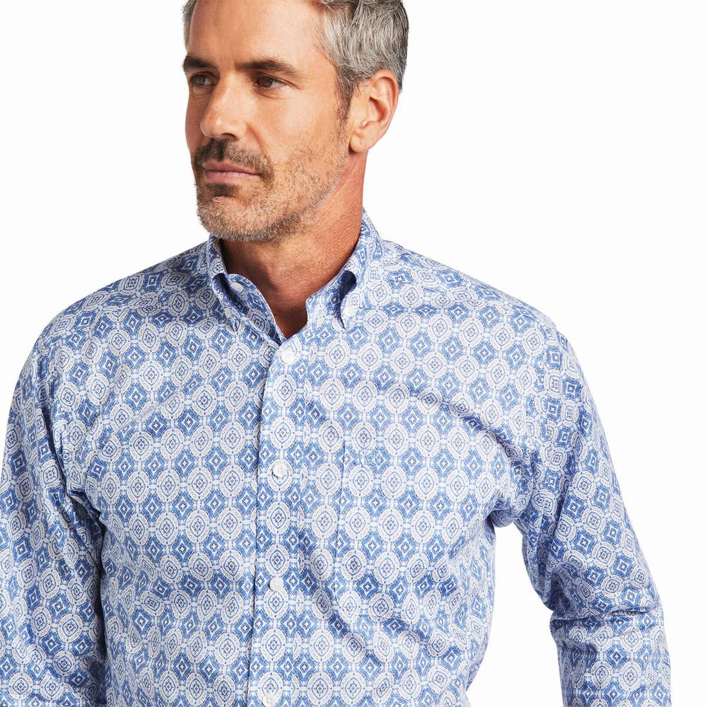 Blue Men's Ariat Wrinkle Free Eliot Fitted Shirts | 4609-JRUKV