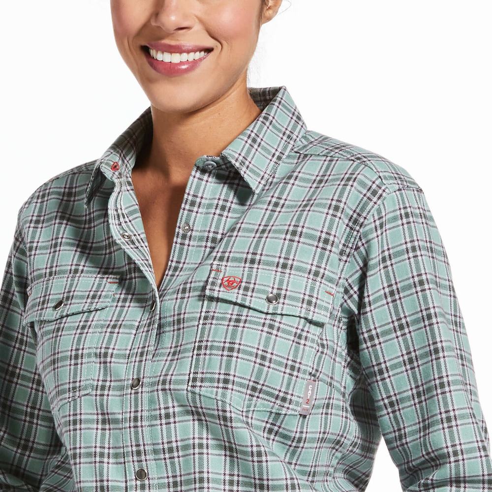 Blue Women's Ariat FR Eberly Snap Shirts | 1073-XRBNG