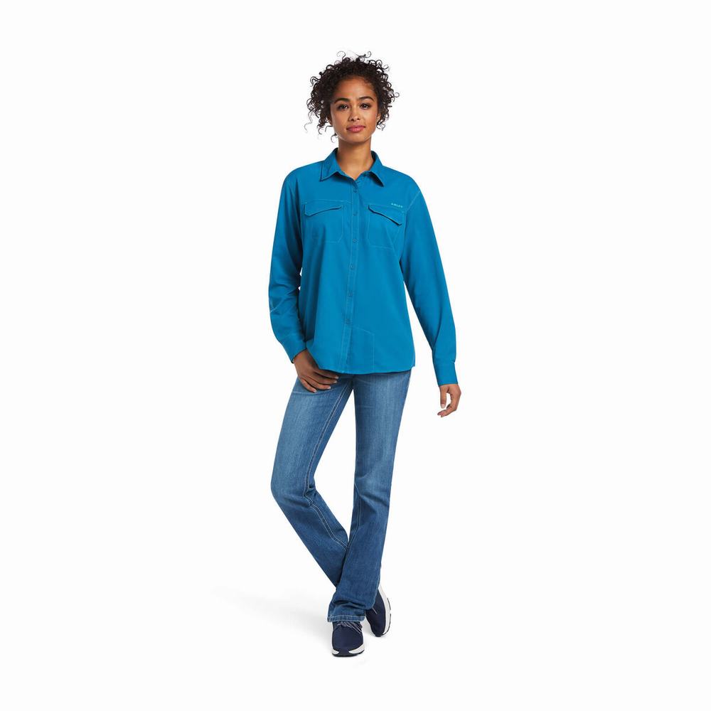 Blue Women's Ariat Outbound VentTEK Stretch Tops | 0435-RZBVS