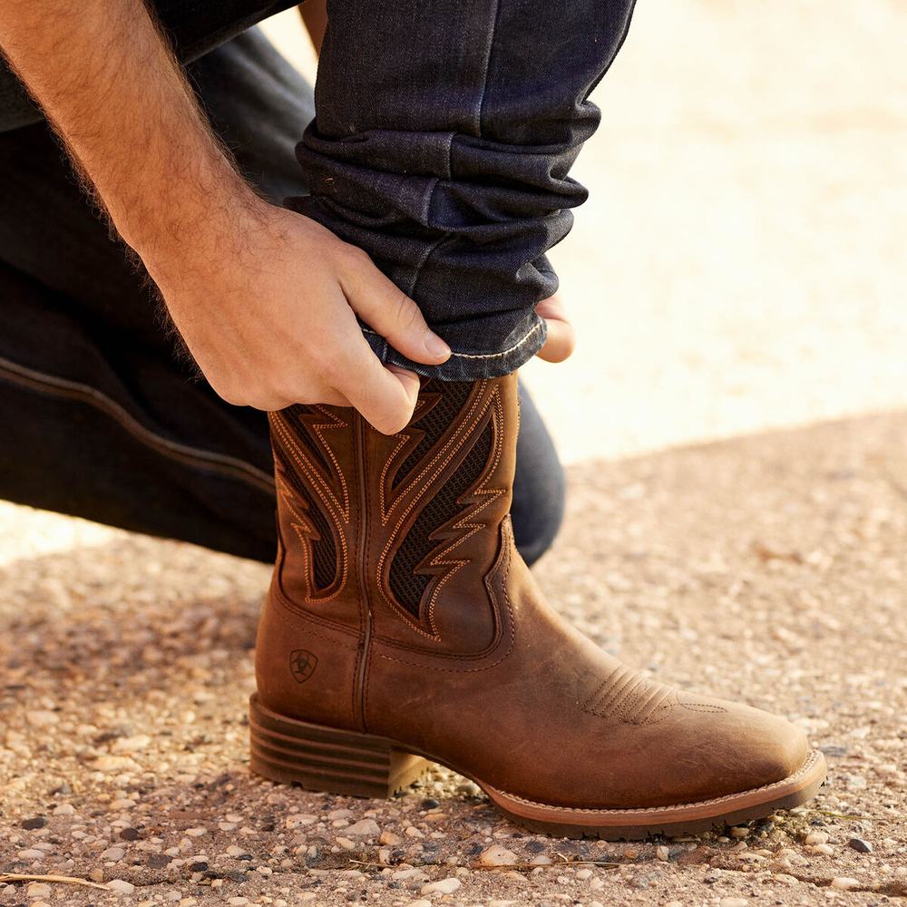 Brown Men's Ariat Hybrid VentTEK Western Boots | 9514-BRODX