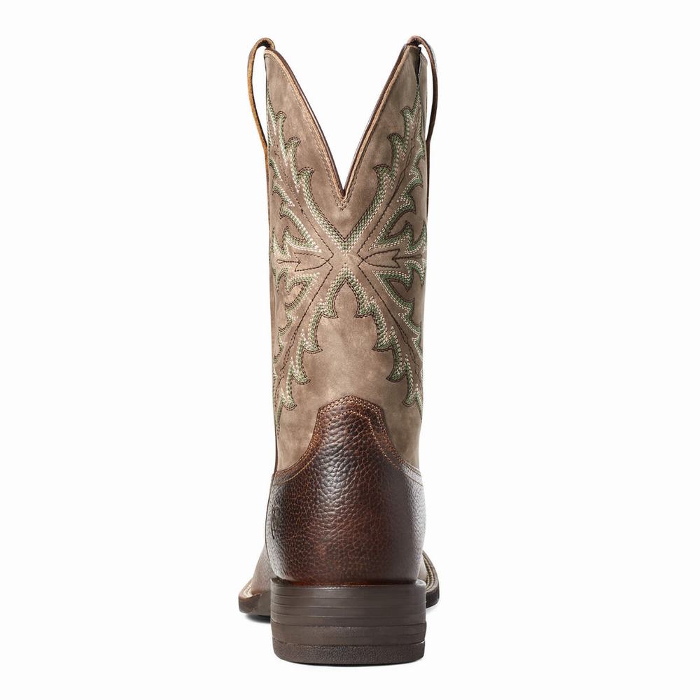 Brown Men's Ariat Qualifier Western Boots | 7013-EMQJH