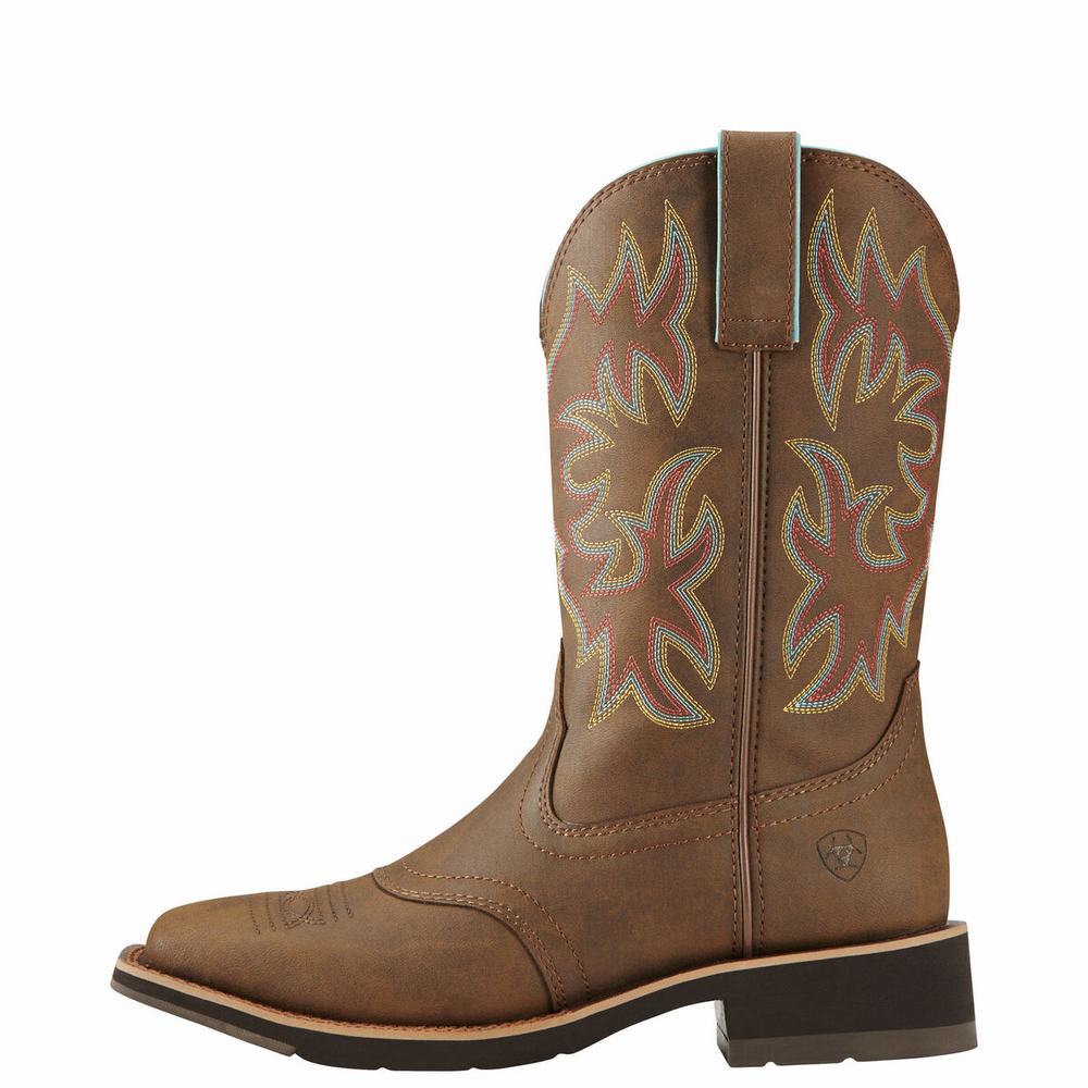 Brown Women's Ariat Delilah Western Boots | 4215-CAKQG