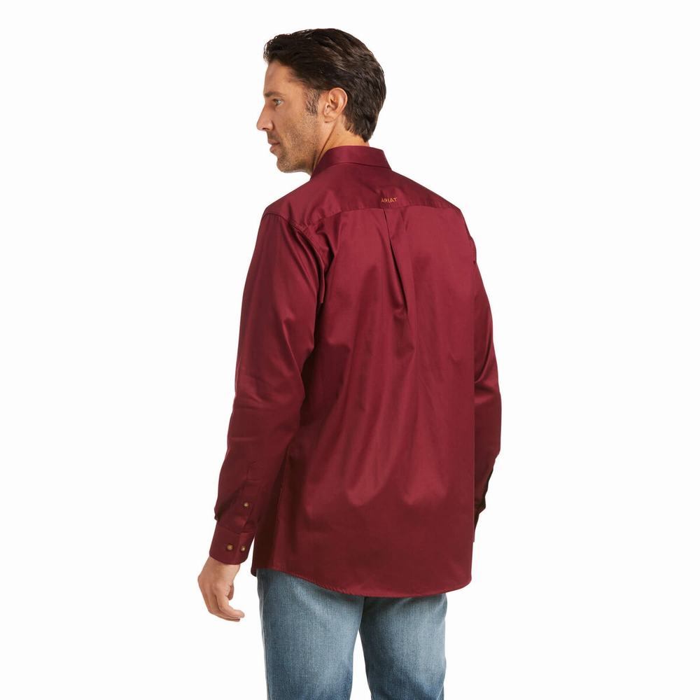 Burgundy Men's Ariat Solid Twill Fitted Shirts | 3469-HFSLV