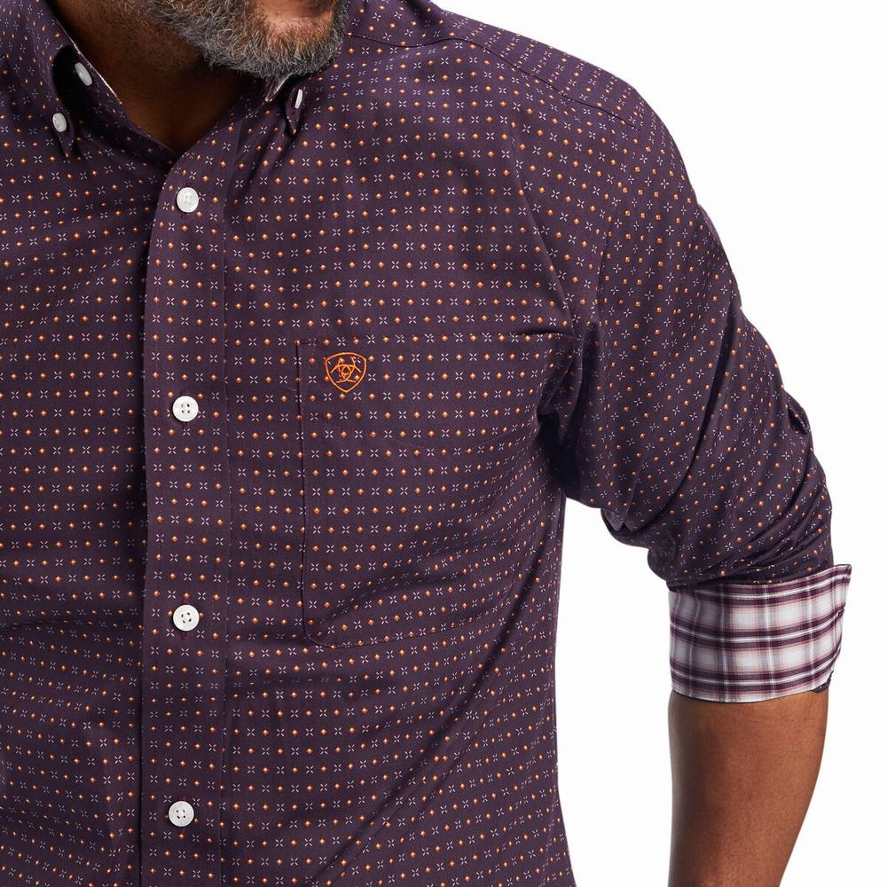 Claret Men's Ariat Wrinkle Free Dylen Fitted Shirts | 2107-OCPAI