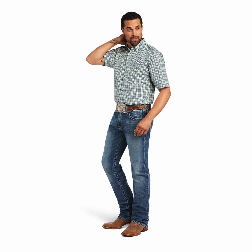 Green Men's Ariat Pro Series Barrett Classic Fit Shirts | 0864-GDTAR