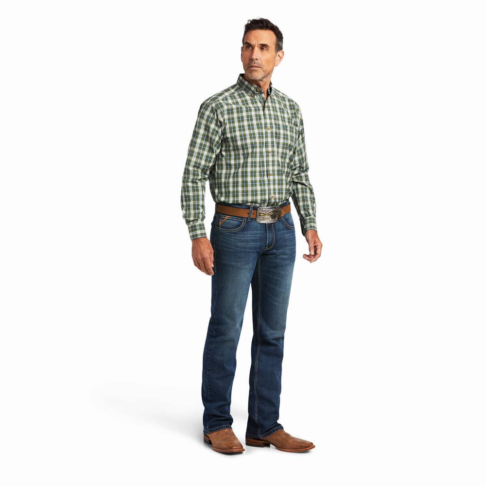 Green Men's Ariat Pro Series Teo Classic Fit Shirts | 2964-CYSKG