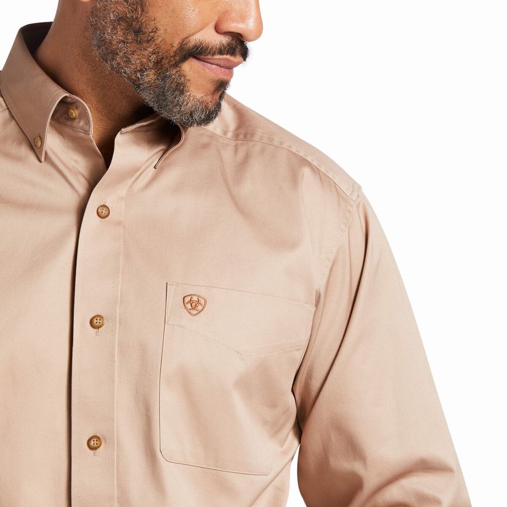 Khaki Men's Ariat Solid Twill Classic Fit Shirts | 5628-IXMRQ