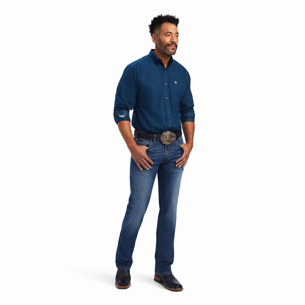 Navy Men's Ariat Relentless Skillful Stretch Classic Fit Shirts | 2071-OZTGM