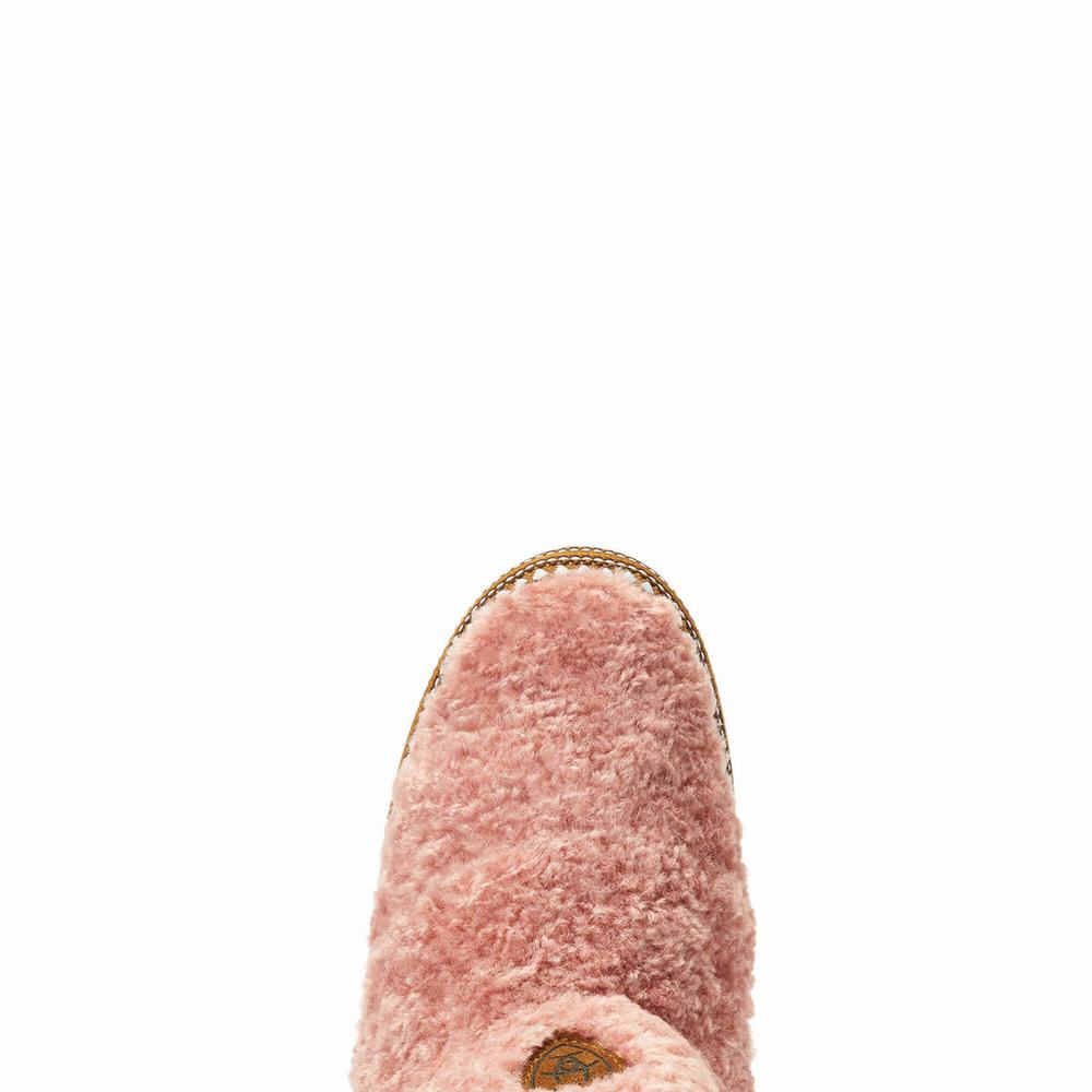 Pink Women's Ariat Slippers | 0673-VYKTF