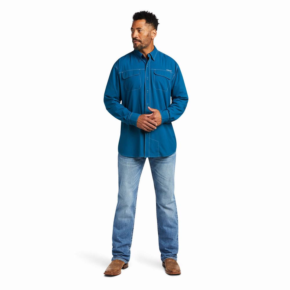 Turquoise Men's Ariat VentTEK Outbound Classic Fit Shirts | 0849-QGVUN