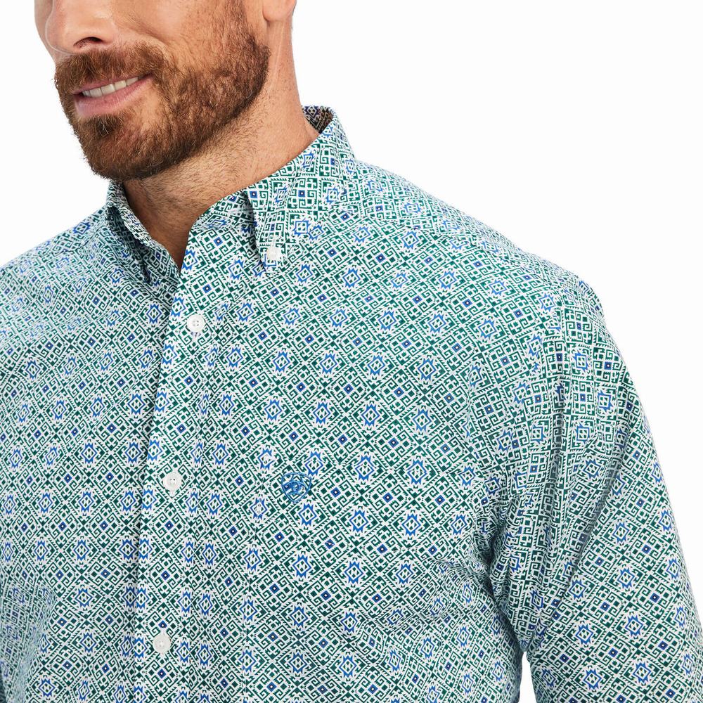 White Men's Ariat Berwick Fitted Shirts | 3819-UFQVW